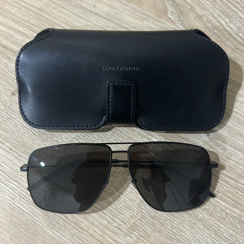 SAINT LAURENT Sunglasses